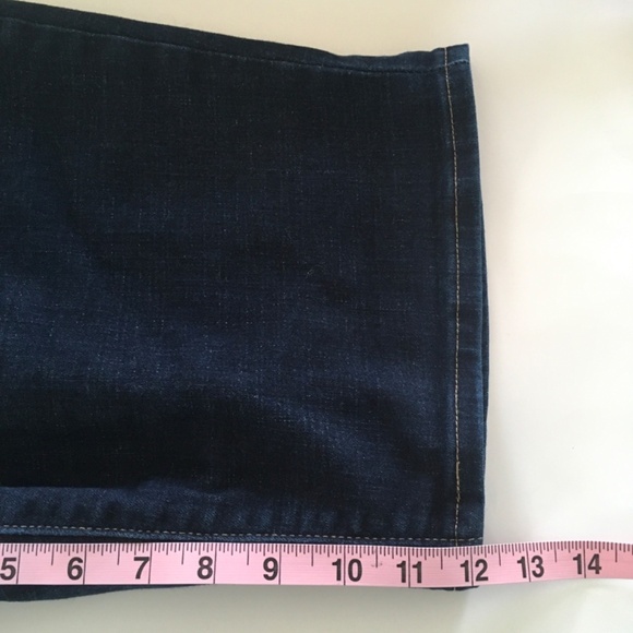 Levi’s Bermuda Shorts Dark Wash Denim Womens Sz 33 Stretch 12” Inseam Beach - Picture 14 of 15